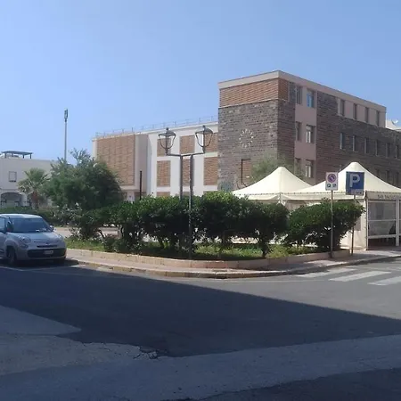 Casetta Cavour * Pantelleria